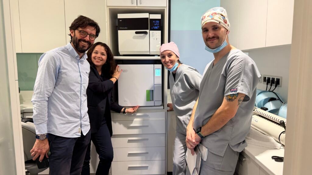 Entrega de autoclave Lina W&H en Cataluña